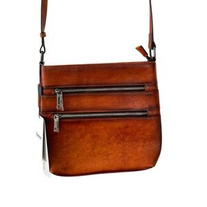 NWT Iswee crossbody bag